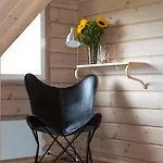 Nyaraló Kilpisjaerven Tunturimajat