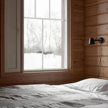 Kilpisjaerven Tunturimajat *