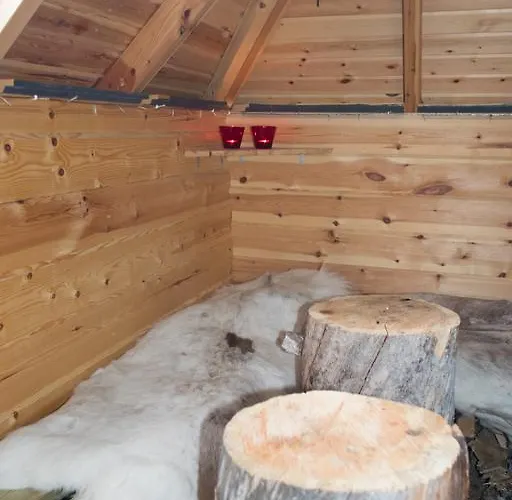 Kilpisjaerven Tunturimajat Сasa de vacaciones *